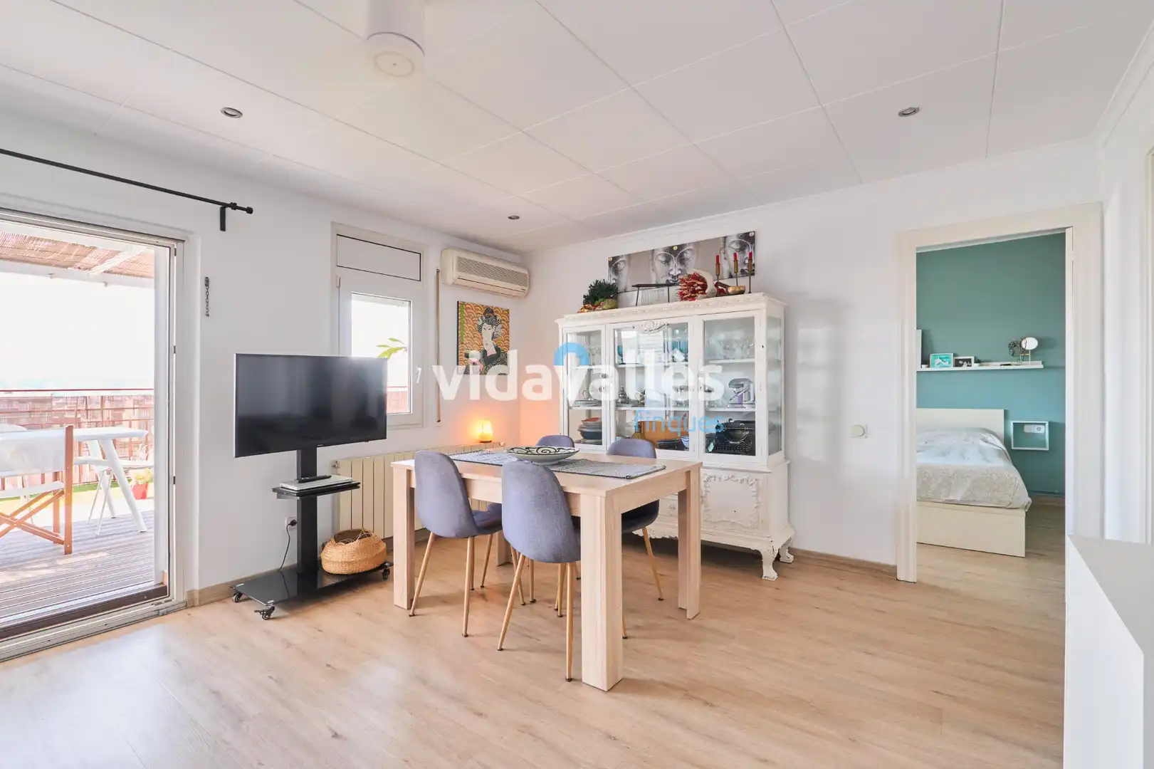 Living room of Attic for sale in Granollers  with Air Conditioner, Heating and Parquet flooring