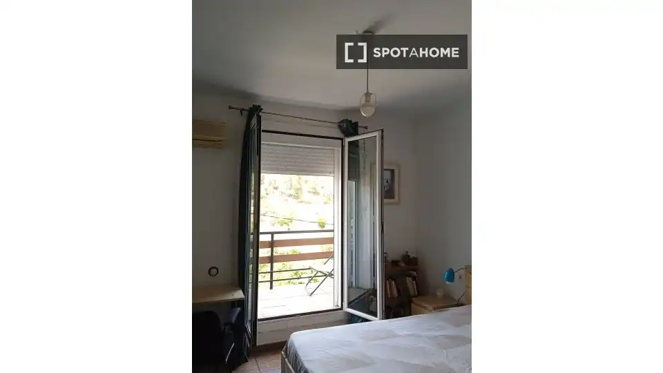 Habitación de Piso para compartir en Sant Cugat del Vallès con Aire acondicionado, Calefacción y Amueblado