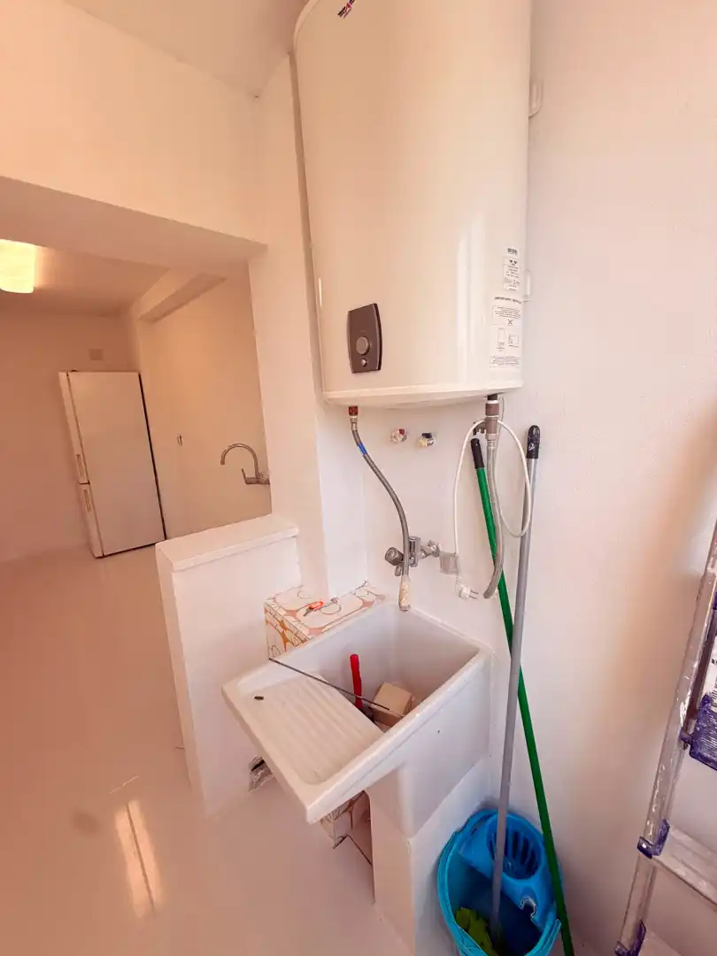 Bathroom of Flat for sale in Torremolinos  with Terrace and Community pool