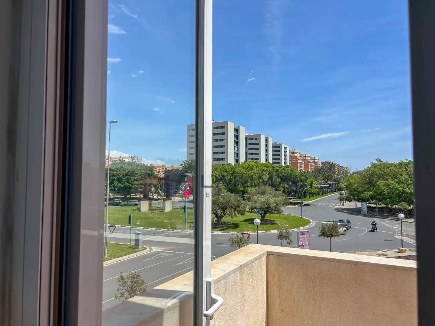 Vista exterior de Pis en venda en Alicante / Alacant amb Calefacció, Terrassa i Traster