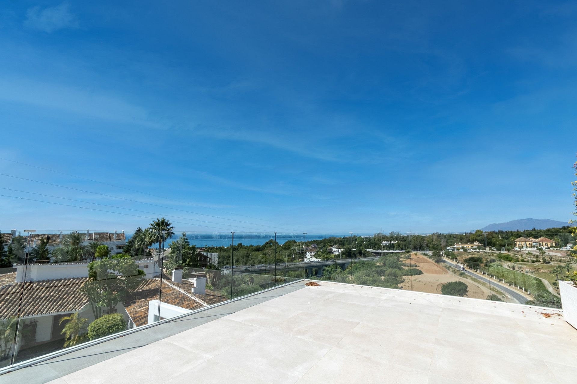 Vista exterior de Casa o chalet en venta en Marbella con Aire acondicionado, Jardín privado y Terraza