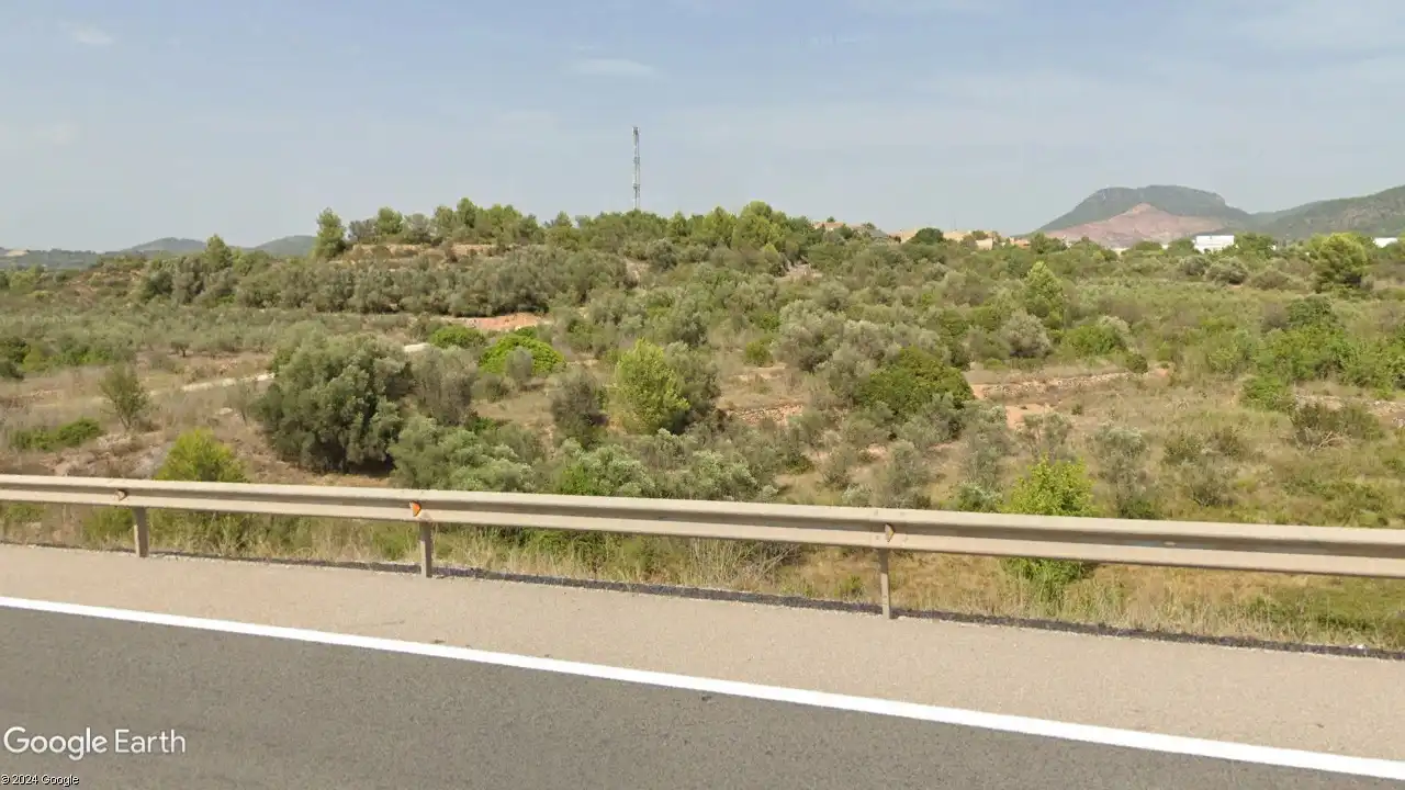 Terreny rústic en venda a Carretera de Correntilla 2