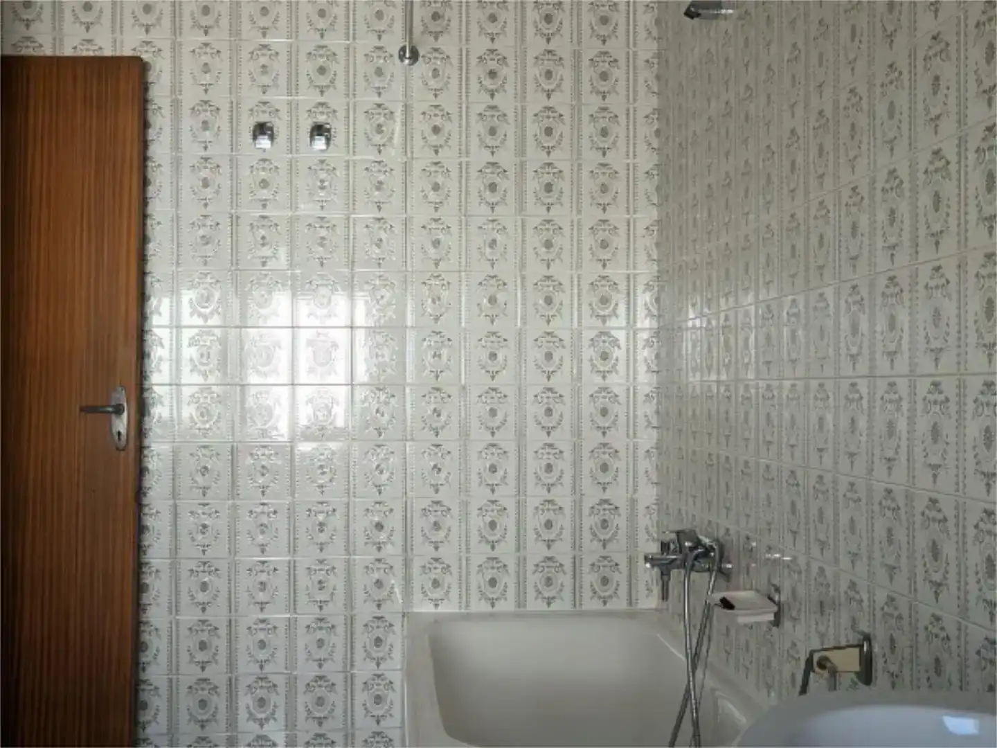Badezimmer von Wohnung zum Verkauf in Serradilla mit Abstellraum und Balkon