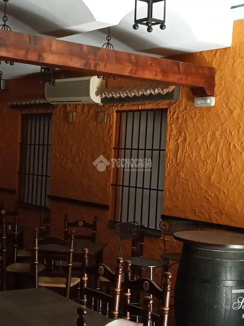 Local en venda en Alcalá de Guadaira amb Aire condicionat i Terrassa