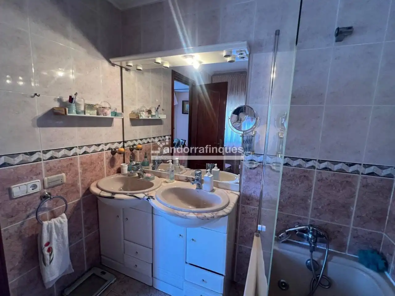 Bany de Casa o xalet en venda en Vilassar de Mar amb Jardí privat, Terrassa i Piscina