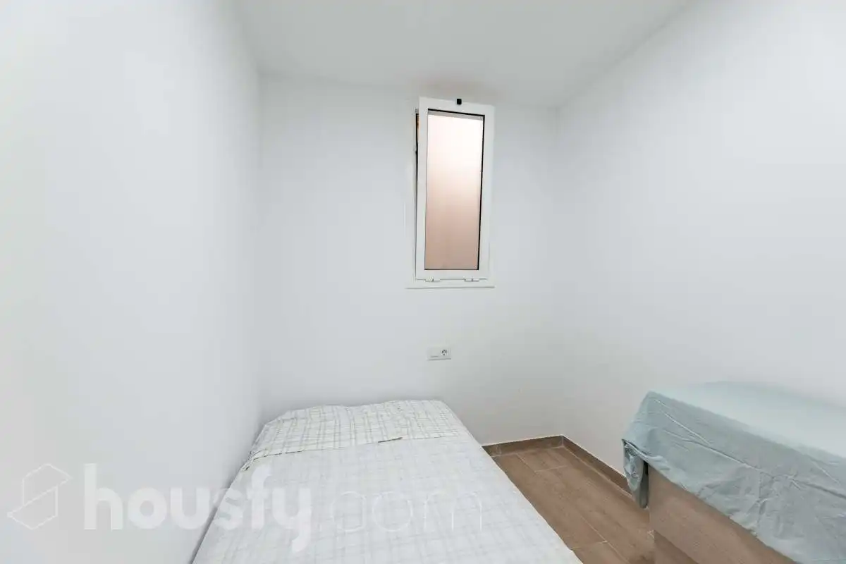 Estudi en venda a Carrer Llobregat, La Torrassa