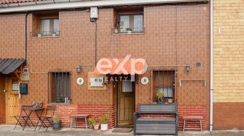 Foto 4 de Casa adosada en venda a  Aguilar, 8, Zona Rural, Mieres (Asturias)