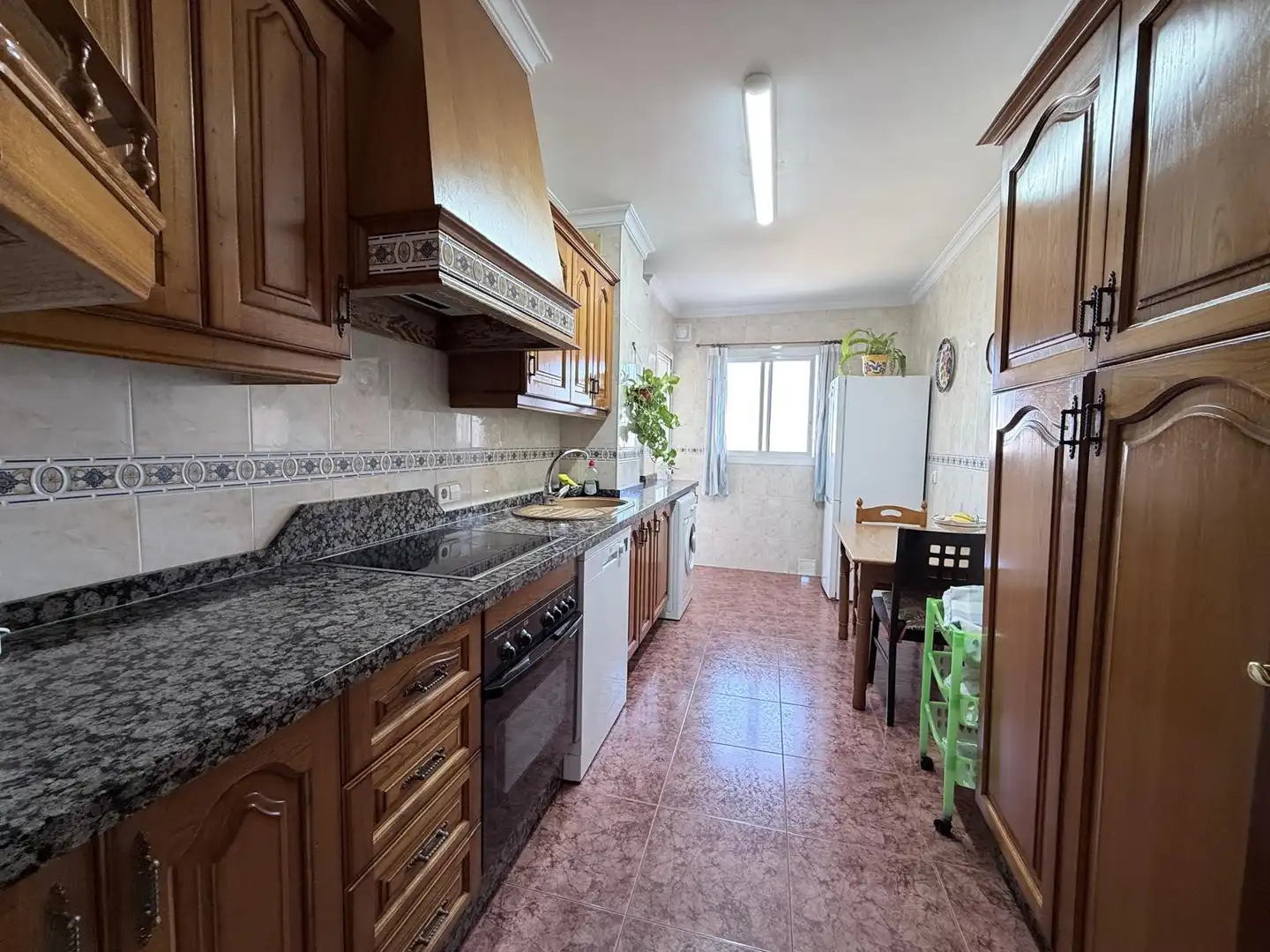 Cuina de Pis en venda en Vélez-Málaga amb Aire condicionat i Terrassa