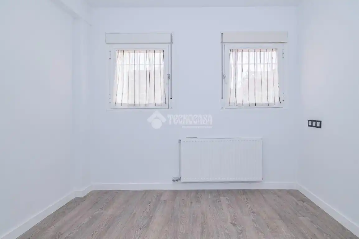 Habitación de Piso en venta en Granada