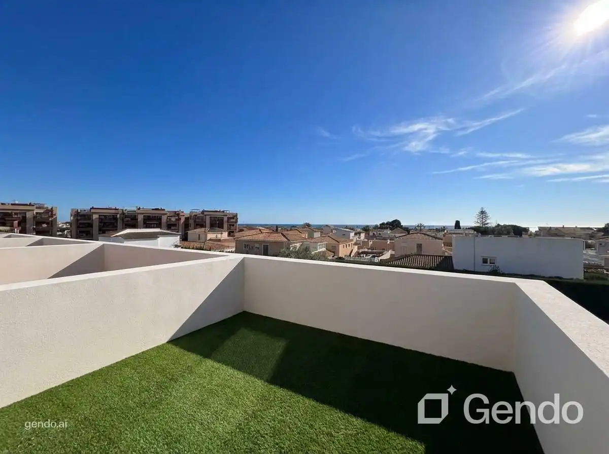 Detached homes for sale in Calle del Timonet, Boverals - Saldonar