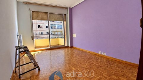 Foto 2 de Piso en venta en Carmen Medrano, Oeste, Logroño