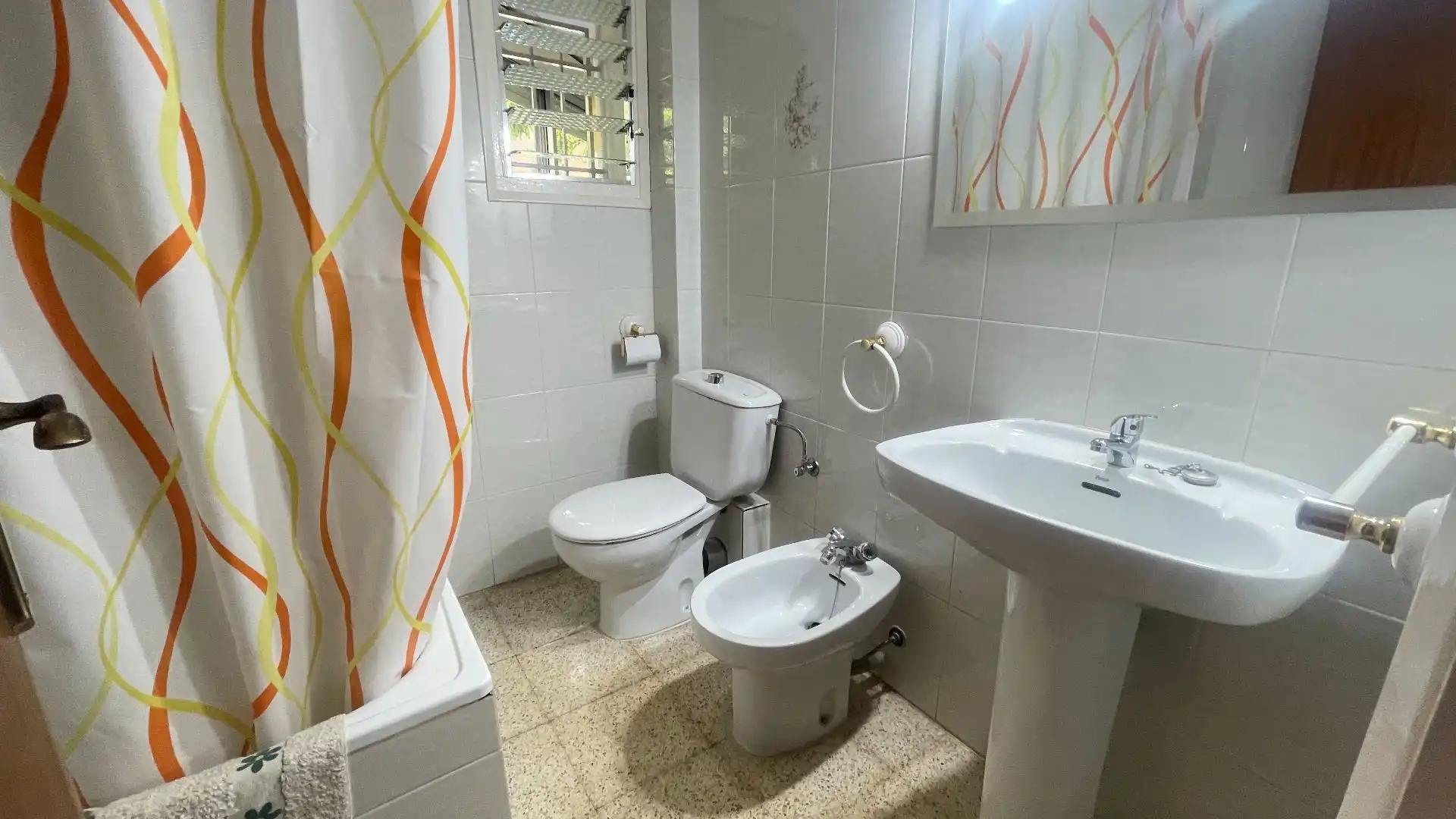 Bathroom of Flat for sale in Terrassa  with Terrace