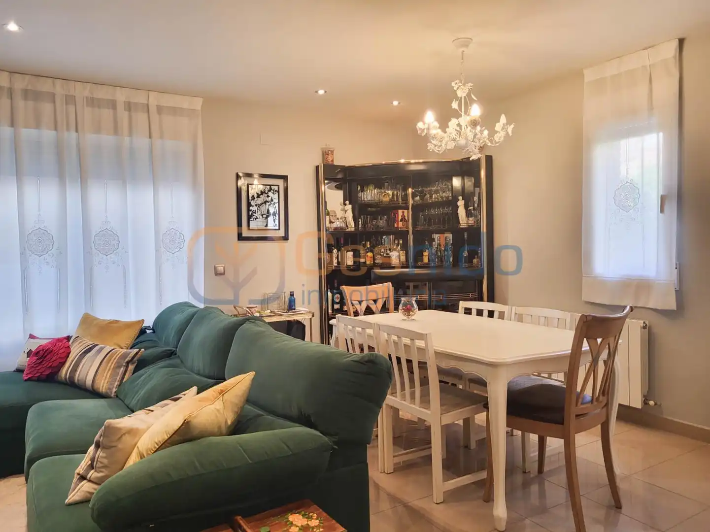 Comedor de Casa adosada en venta en Segovia con Calefacción, Parquet y Trastero
