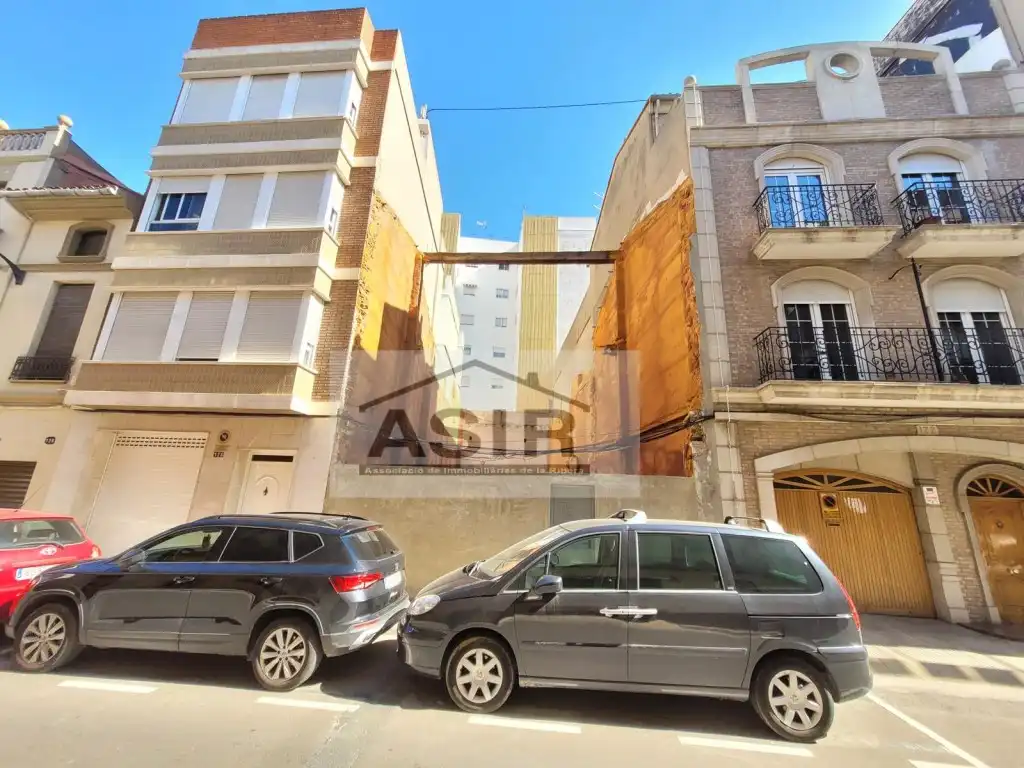 Terreno residencial en venta en Casc Urbà, imagen 4