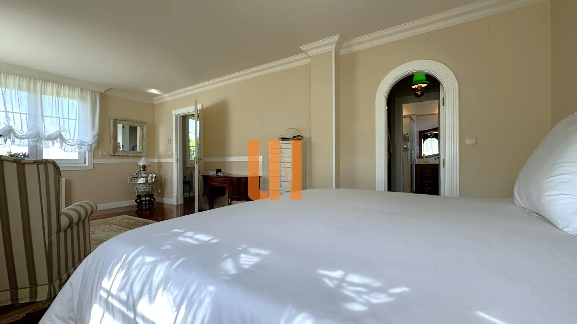 Habitación de Casa o chalet en venta en Culleredo con Calefacción, Jardín privado y Parquet