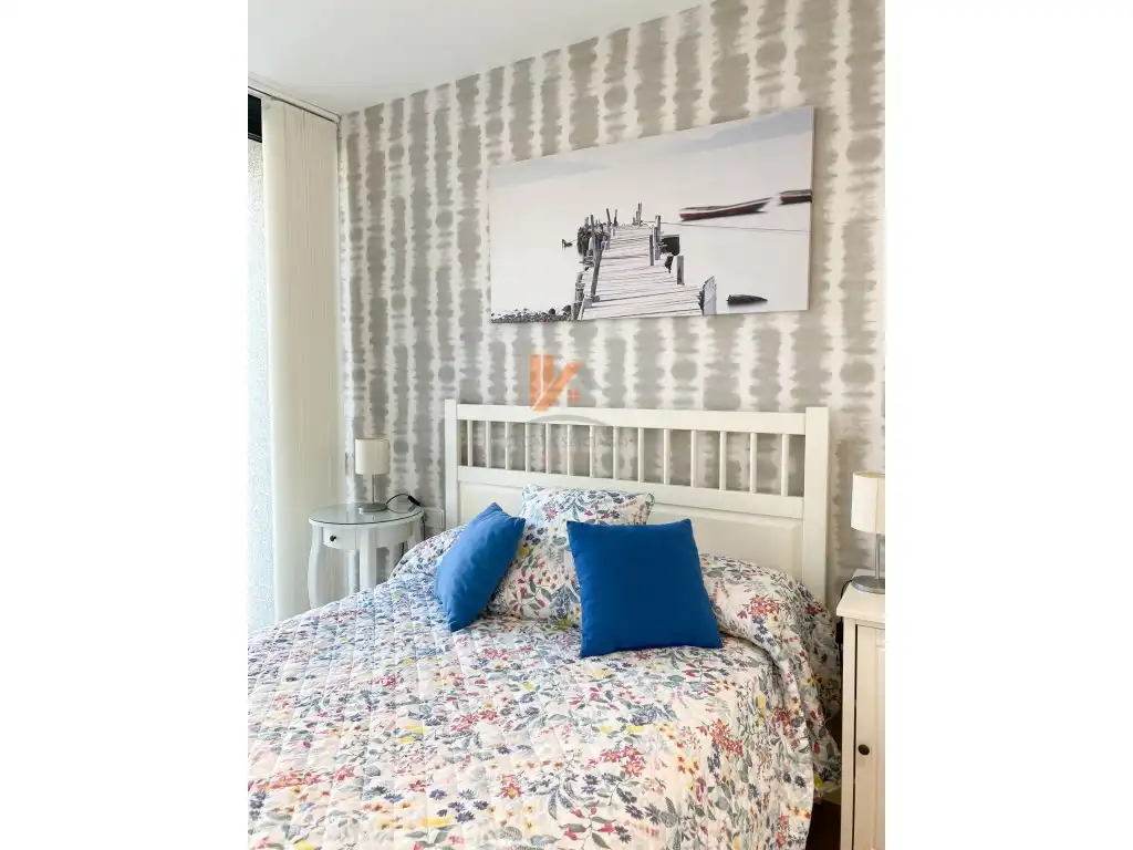 Bedroom of Duplexes for rent in Santiago de Compostela   with Furnished