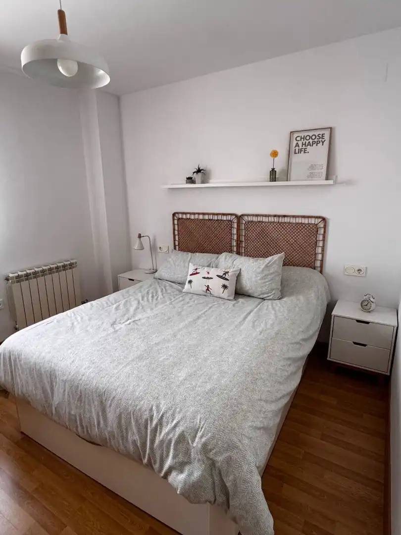 Bedroom of Flat for rent in Granada  with Air Conditioner, Terrace and Swimming Pool