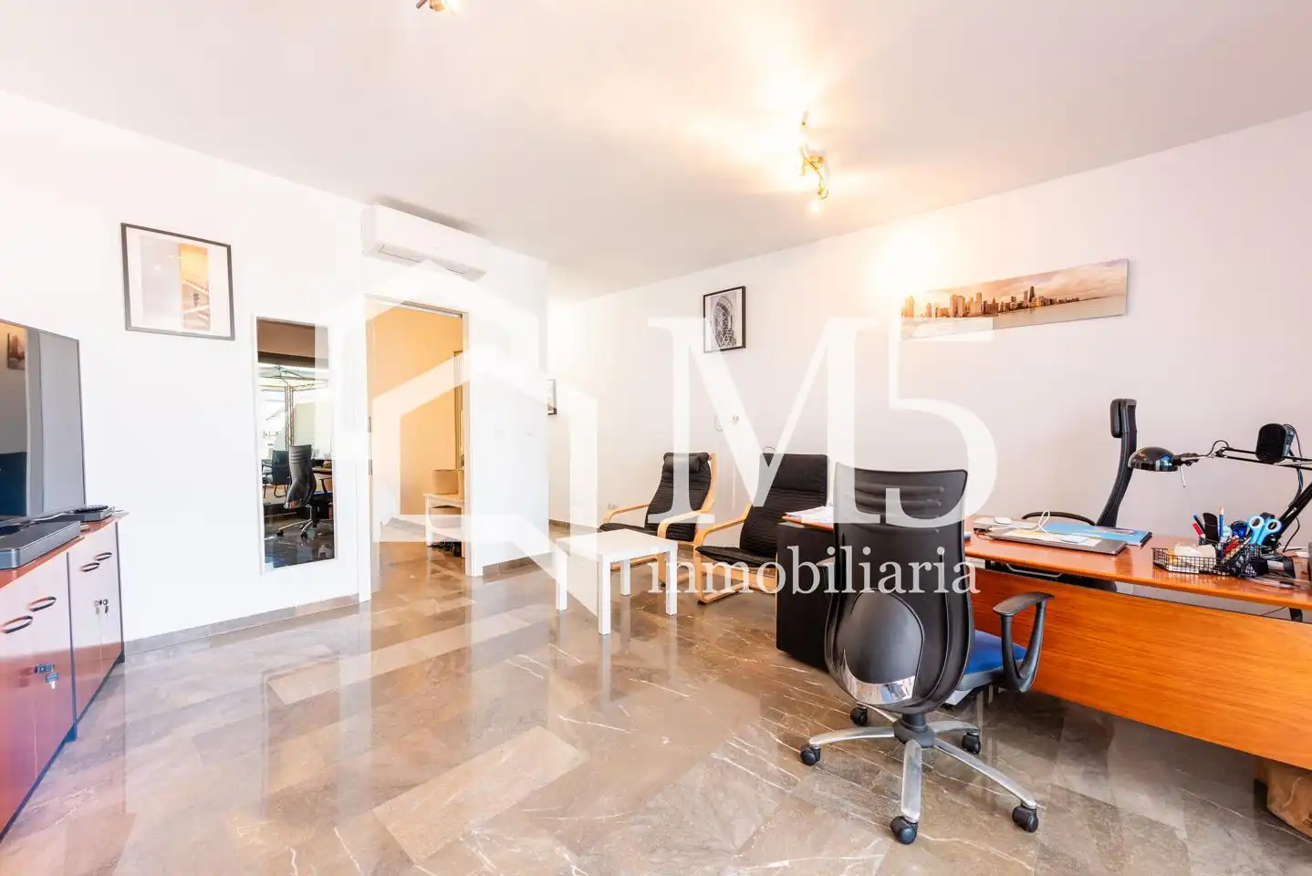 Local en venta en Vélez-Málaga con Amueblado