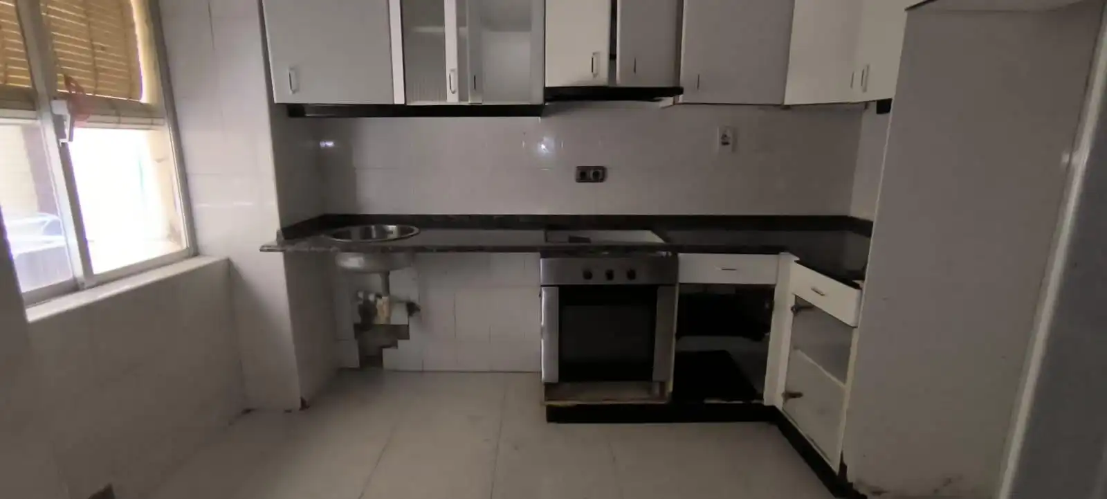 Cocina de Piso en venta en Ugao- Miraballes