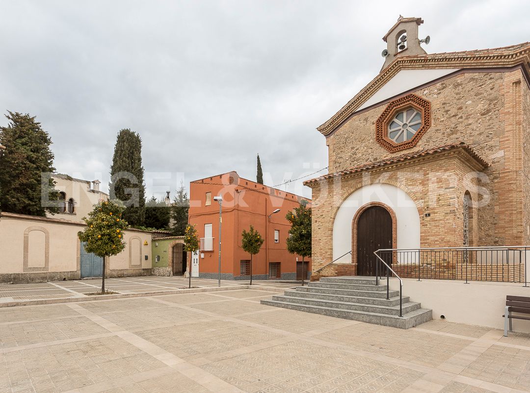 Vista exterior de Edifici en venda en Puigdàlber