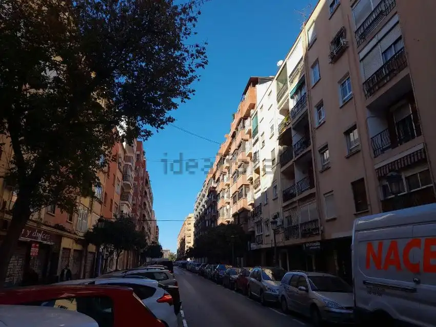 Local comercial en venda a Carrer de Pintor Stolz, imagen 2