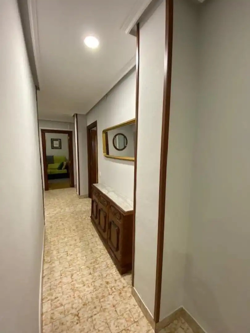 Piso de alquiler en Oviedo  con Calefacción y Amueblado