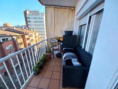 Terrassa de Pis en venda en Salt amb Forn i Balcó
