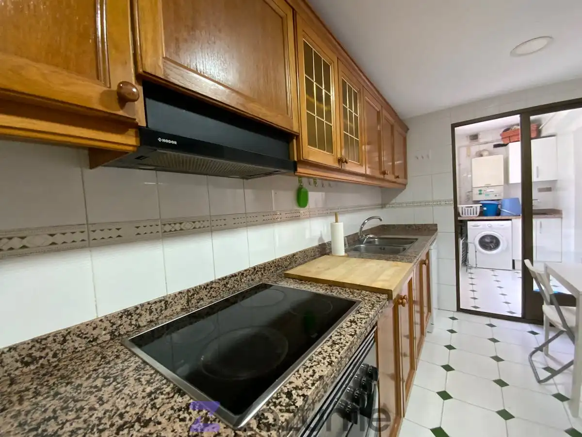 Küche von Wohnung zur Miete in Valencia mit Klimaanlage, Heizung und Terrasse