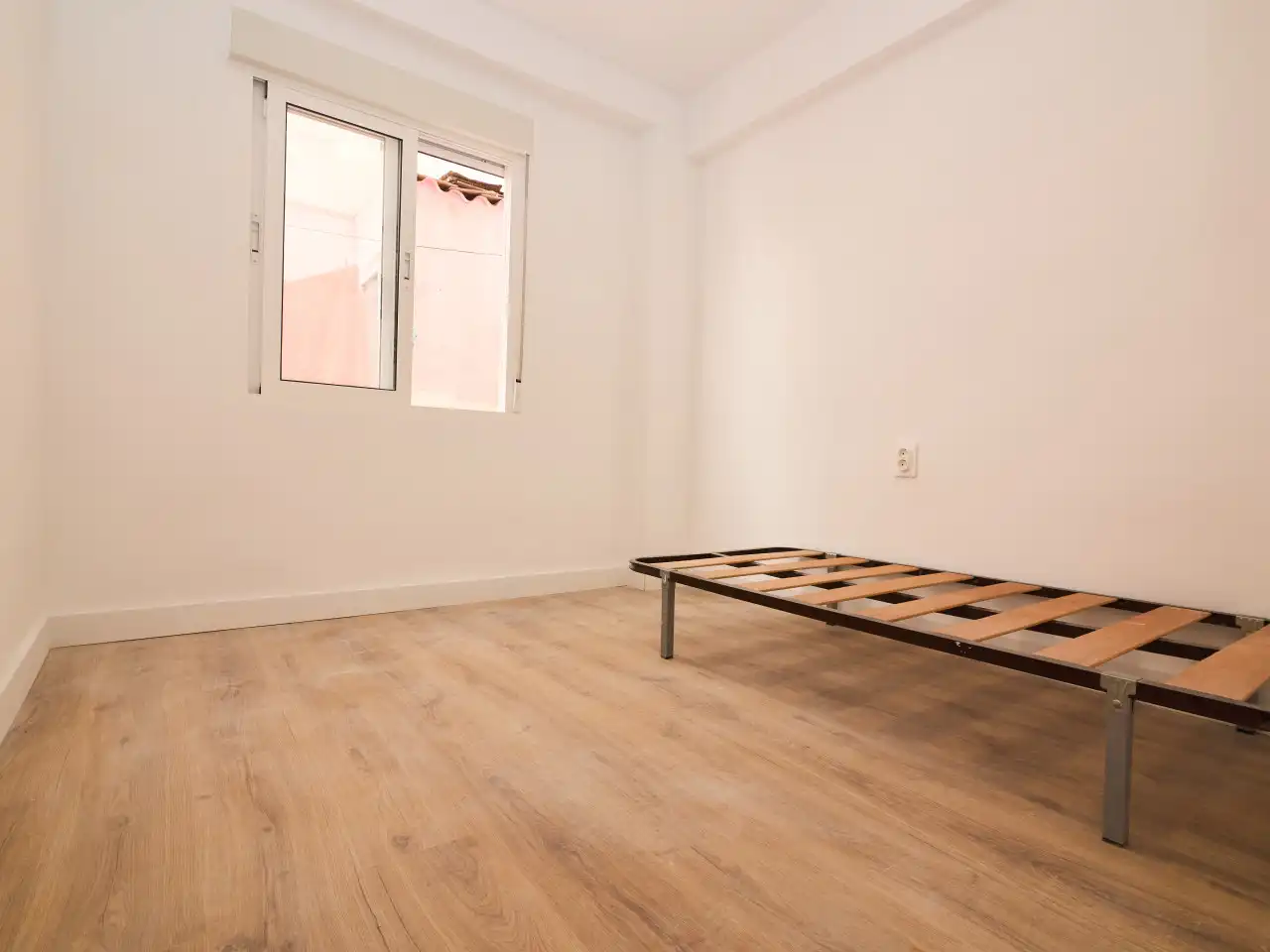 Habitación de Apartamento en venta en Torrevieja con Calefacción y Balcón