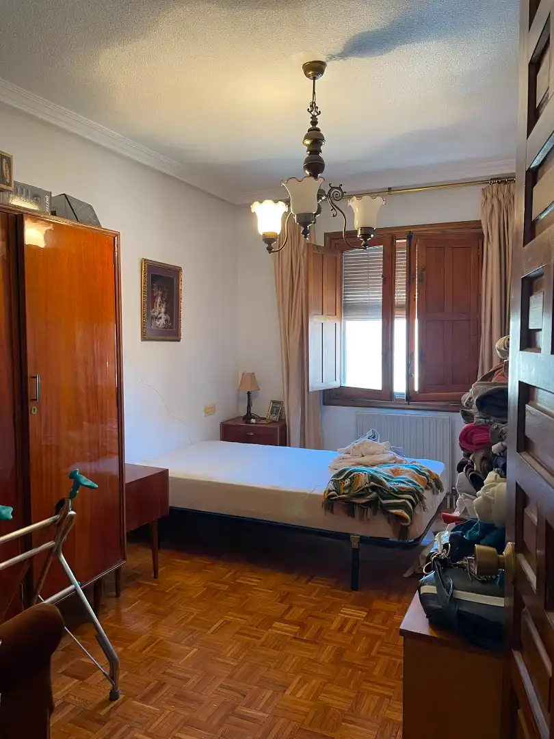 Habitación de Piso en venta en Plasencia con Calefacción y Balcón