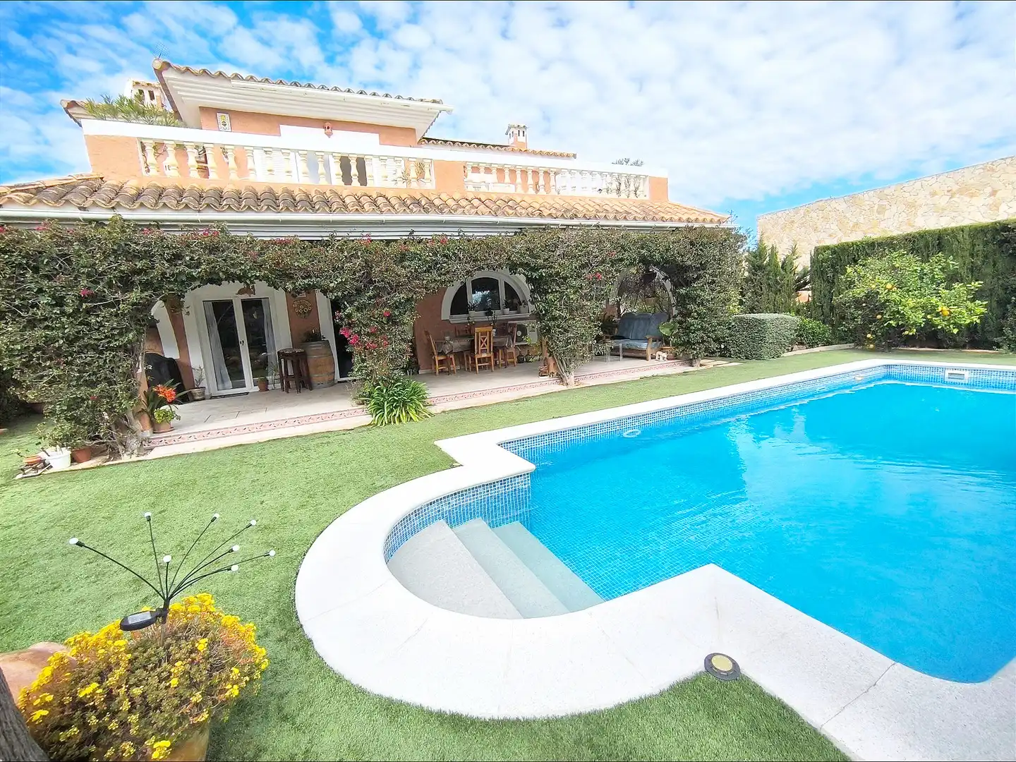 Villa mit Pool zum Verkauf in El Toro