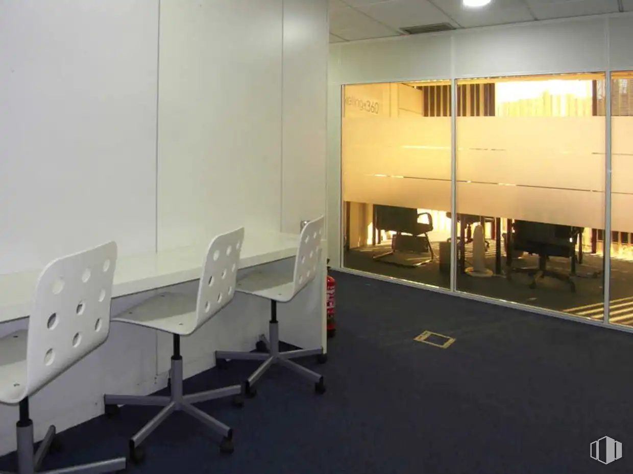 Büro mit Aufzug zur Miete in calle gobelas 17, imagen 4