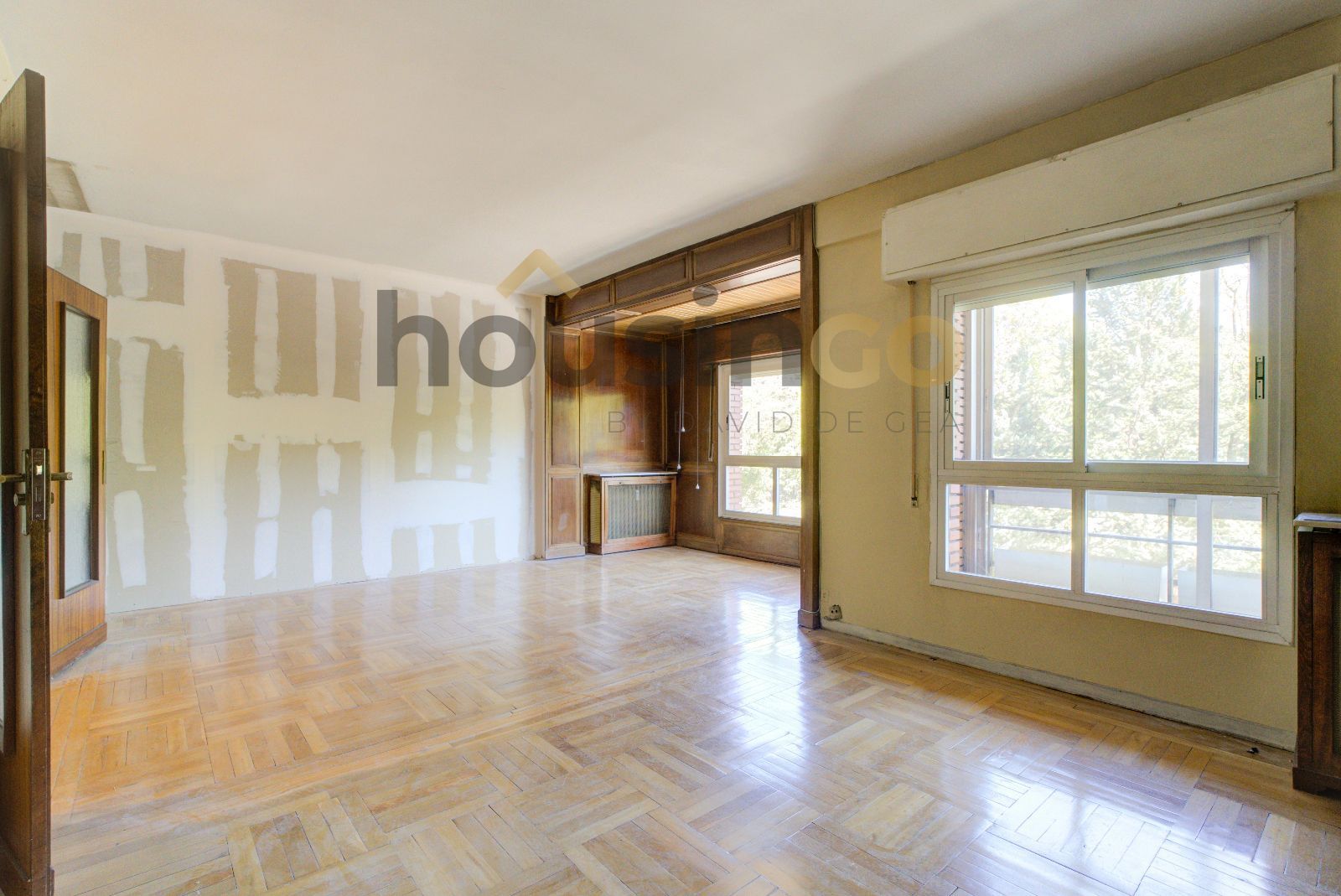 Living room of Flat for sale in  Madrid Capital  with Air Conditioner, Heating and Terrace