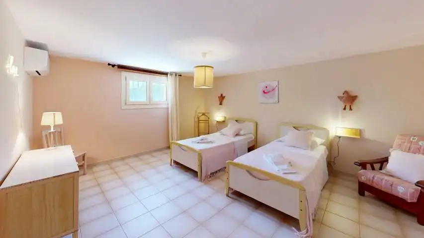 Dormitori de Casa o xalet en venda en L'Ametlla de Mar  amb Aire condicionat, Jardí privat i Terrassa