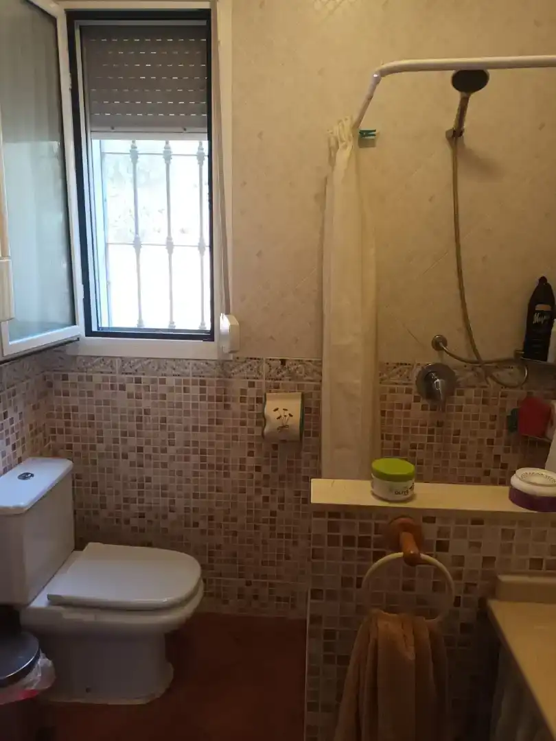 Bany de Finca rústica en venda en Yunquera amb Piscina