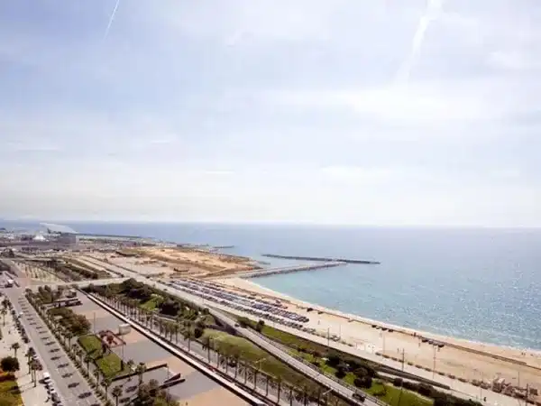 Piso con terraza en alquiler en Passeig de Garcia Fària, imagen 18