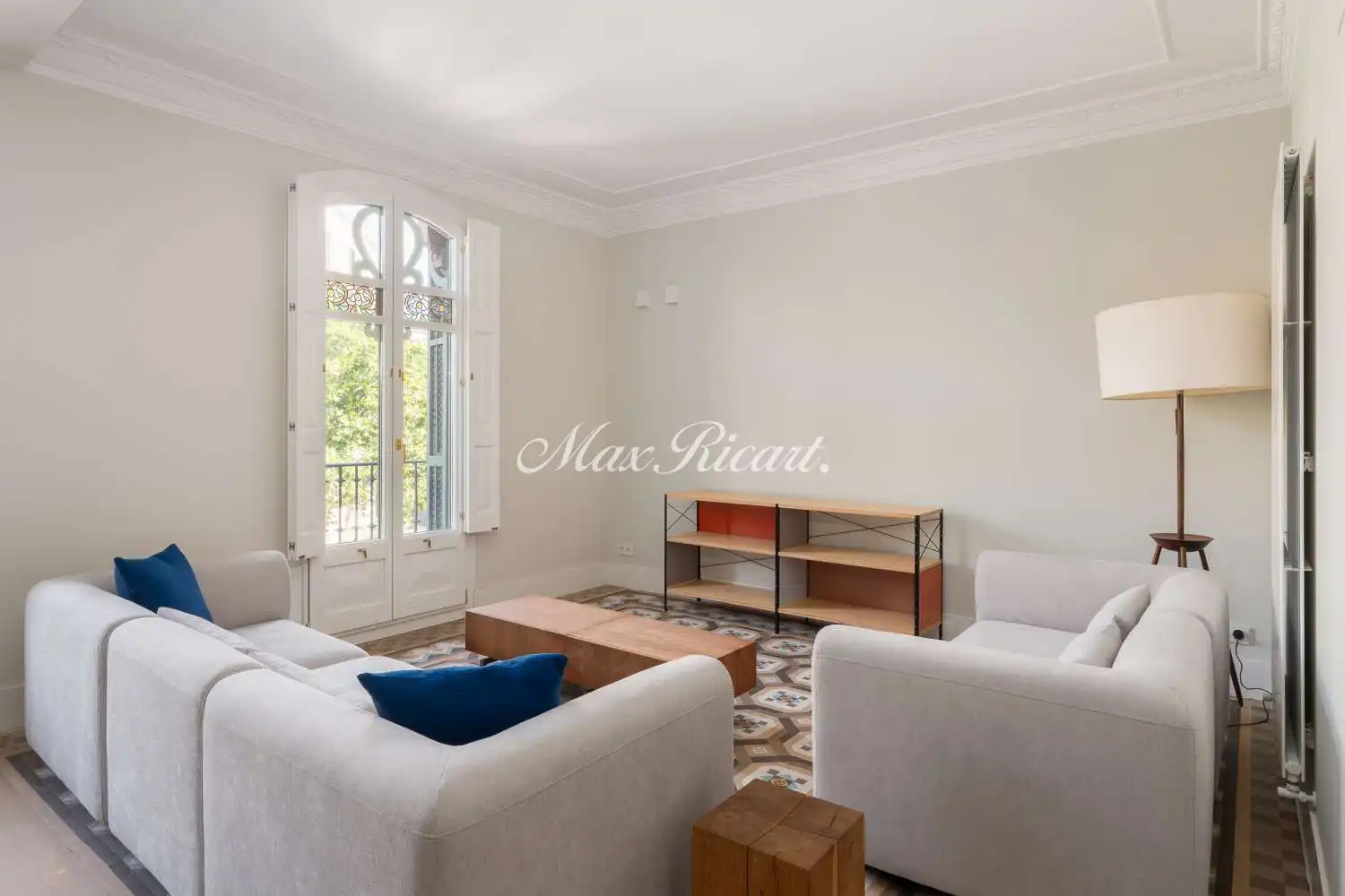 Living room of Flat for rent in Barcelona  with Air Conditioner, Heating and Storage room