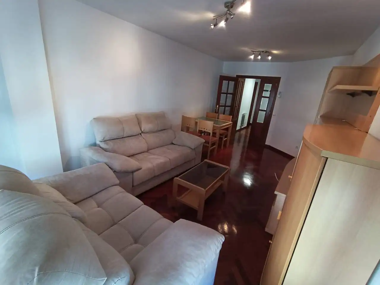 Piso de alquiler en Calle Pardiñeiros, O Milladoiro