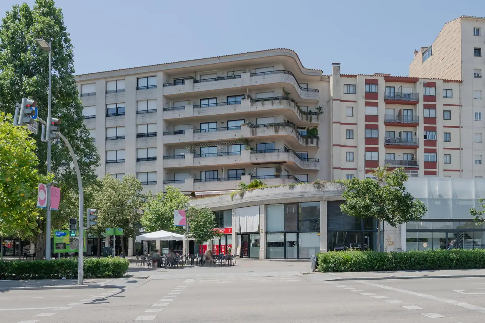 Vista exterior de Apartament en venda en Girona amb Calefacció, Terrassa i Balcó