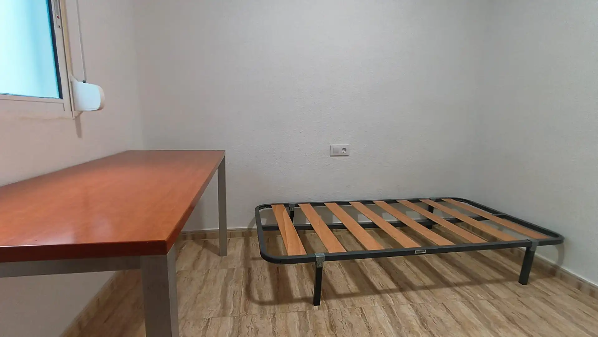 Habitación de Piso de alquiler en Alzira con Aire acondicionado y Horno