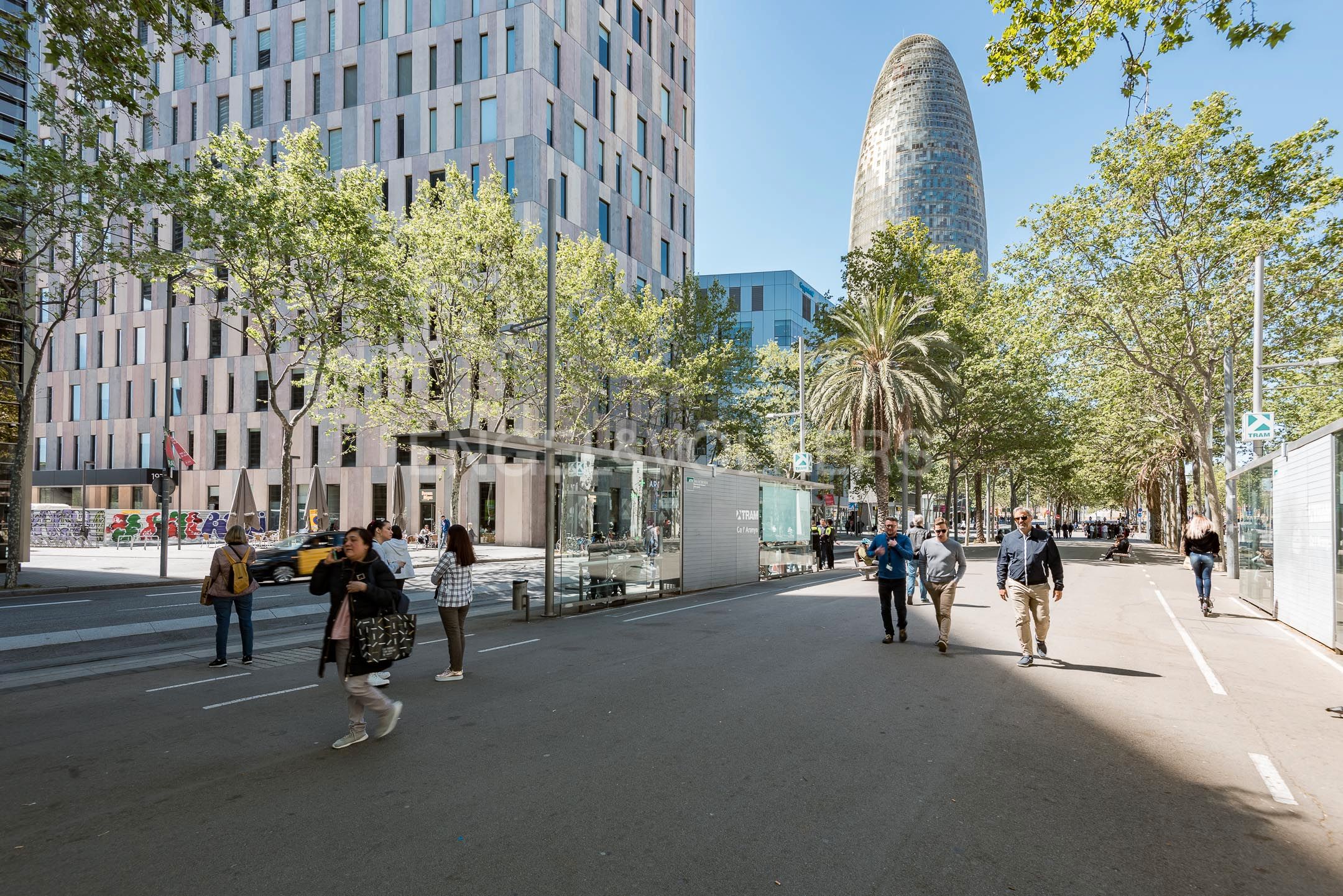 Exterior view of Building for sale in  Barcelona Capital