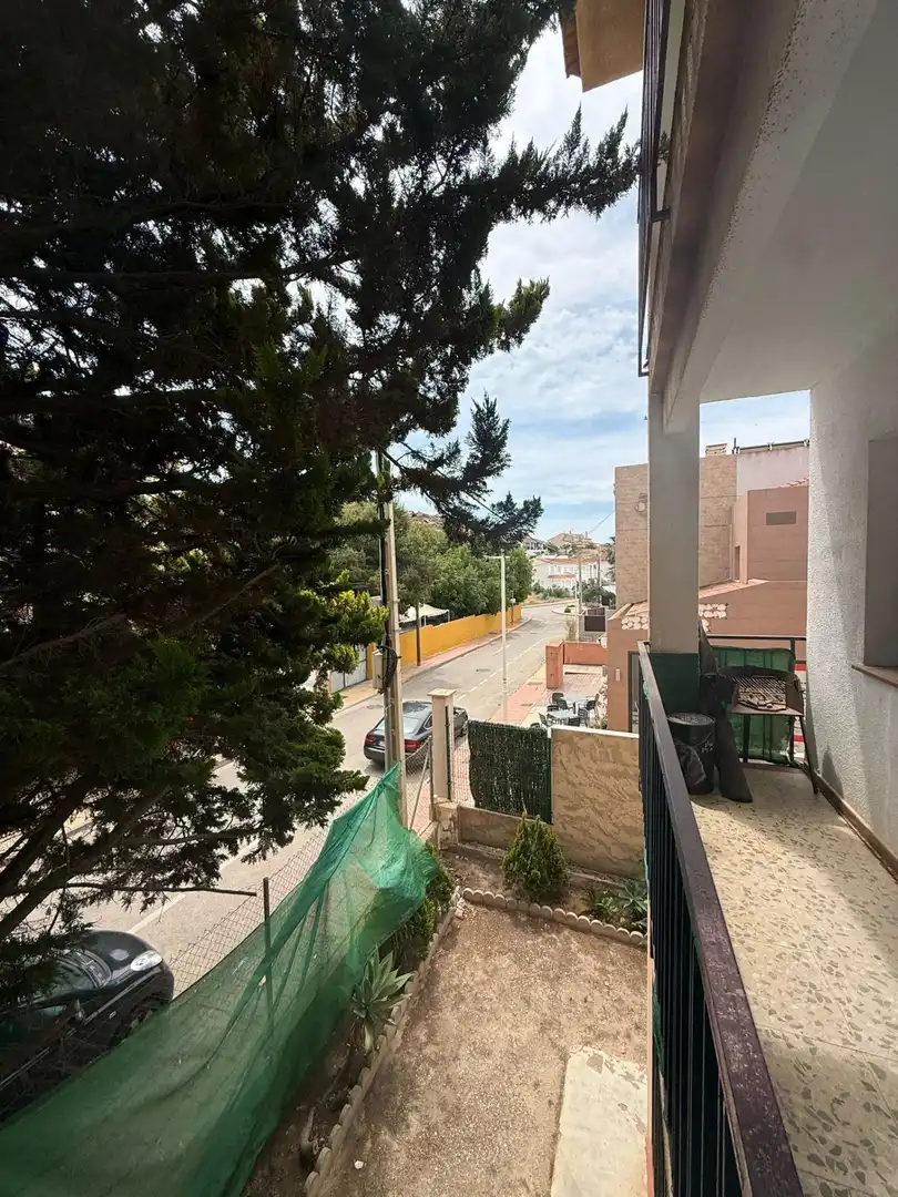 Vista exterior de Pis en venda en Pulpí amb Aire condicionat, Terrassa i Moblat