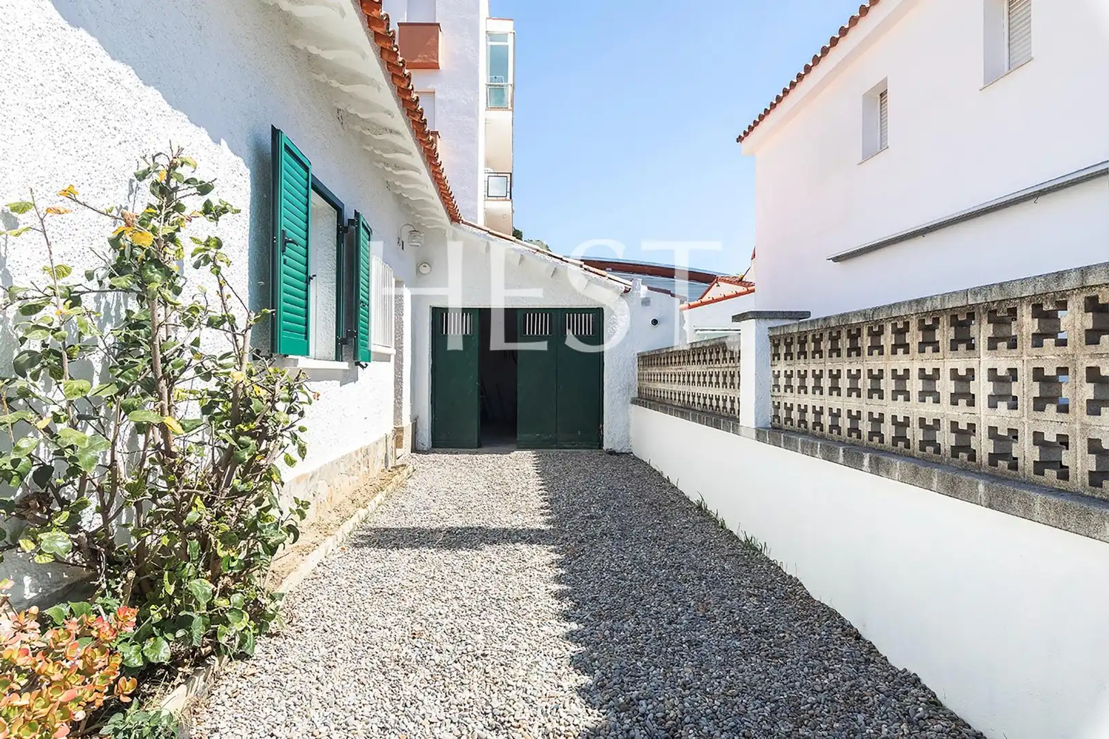 Vista exterior de Casa o xalet en venda en Caldes d'Estrac amb Jardí privat i Moblat