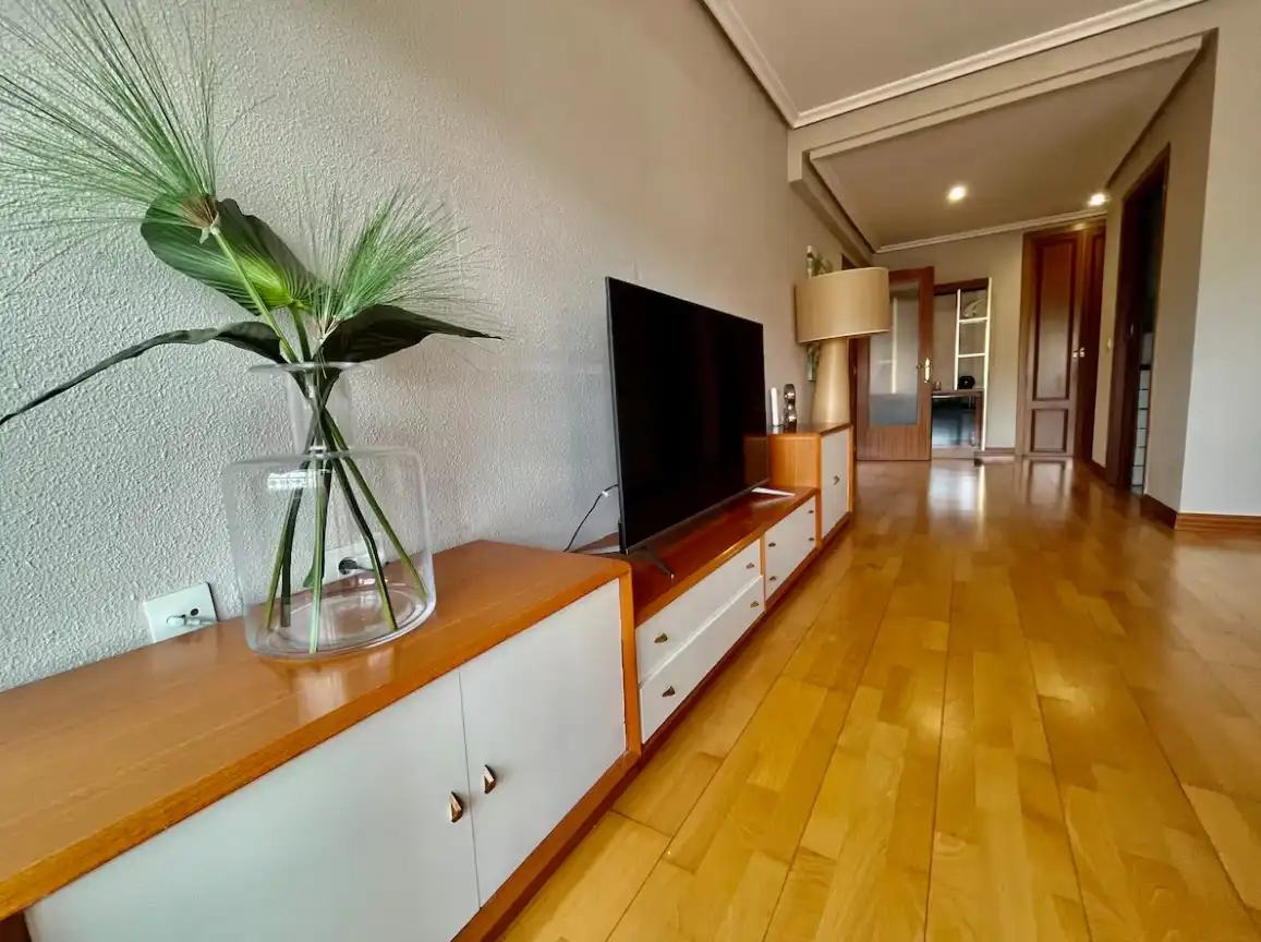 Apartamento de alquiler en Parque Virgen del Manzano, 28, Reyes Católicos