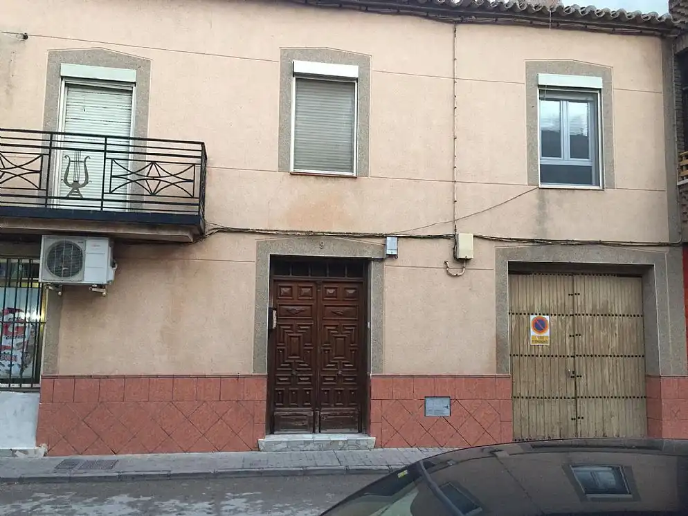 Exterior view of Houses for sale in Membrilla
