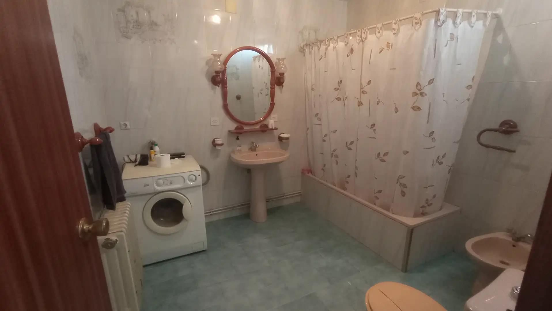 Bathroom of Houses for sale in Miguelturra  with Heating, Private garden and Storage room