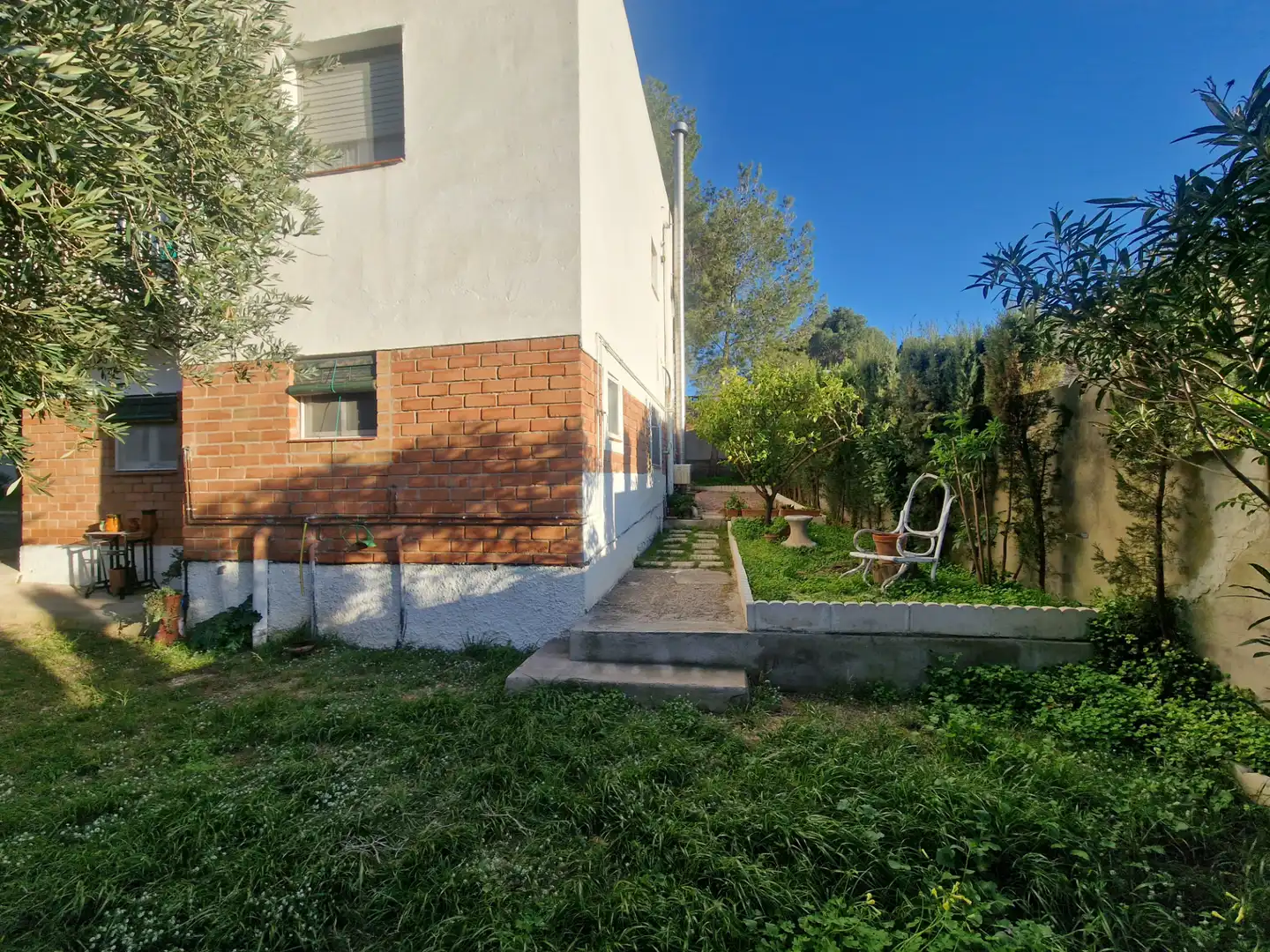 Jardí de Casa o xalet en venda en Cubelles amb Calefacció, Jardí privat i Terrassa