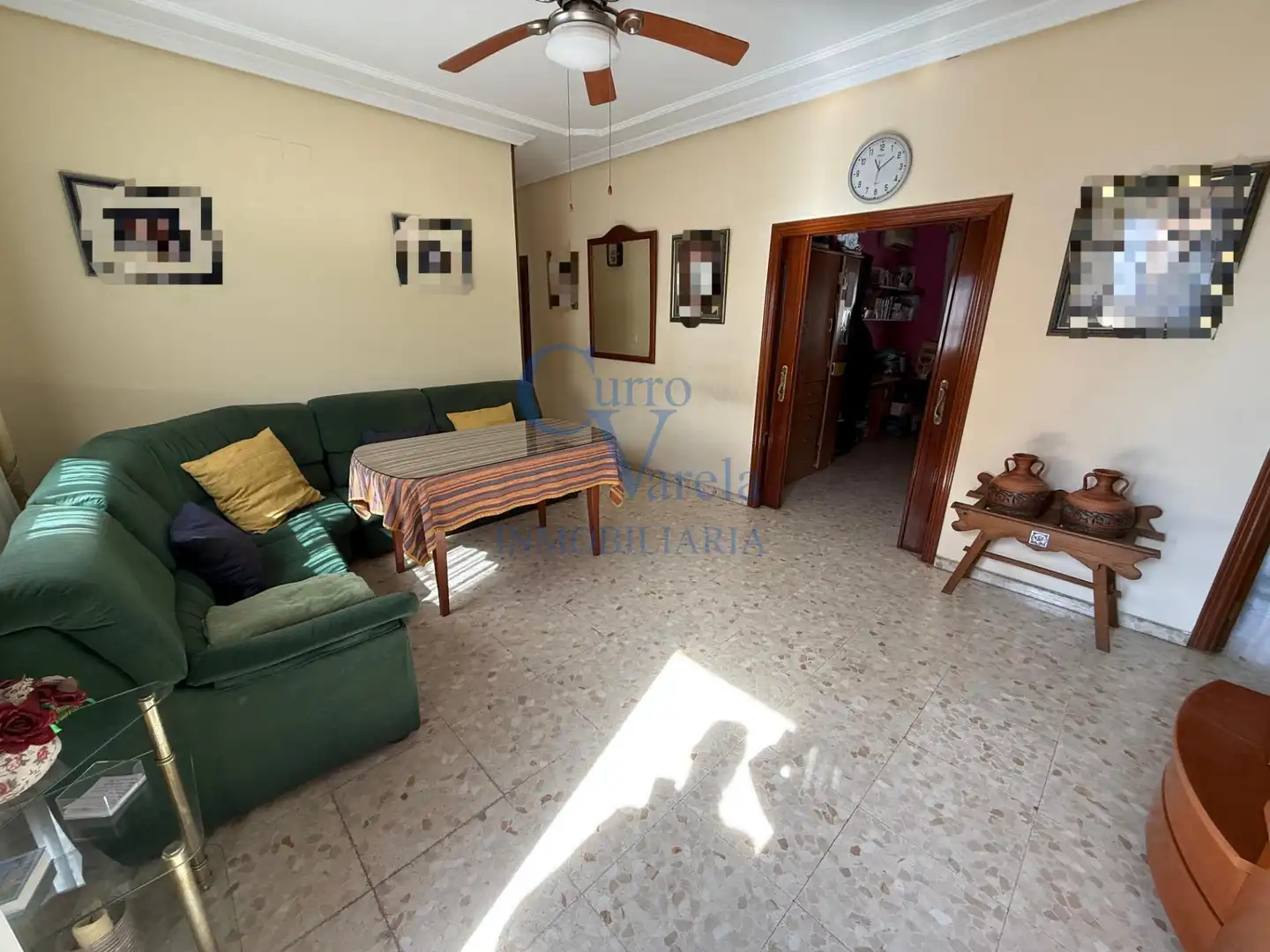Sala d'estar de Casa o xalet en venda en Dos Hermanas amb Aire condicionat, Calefacció i Terrassa