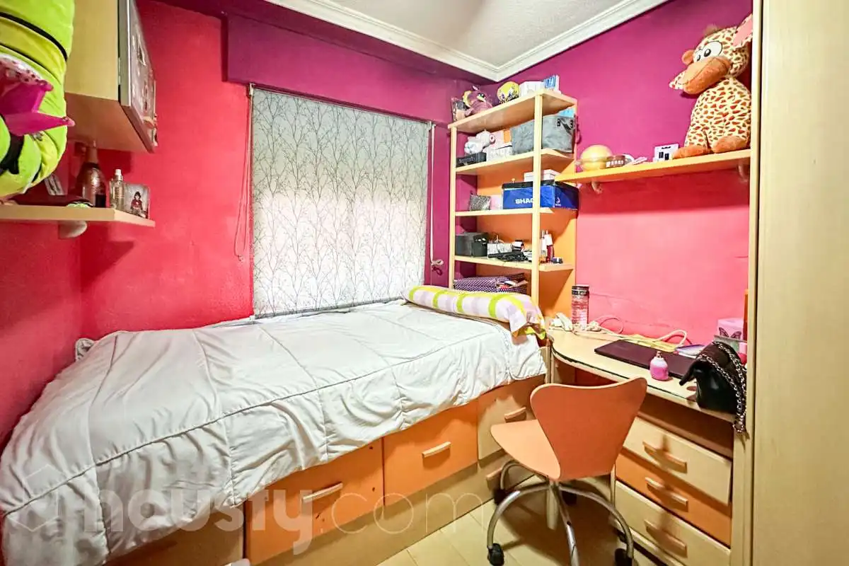 Bedroom of Flat for sale in Móstoles  with Air Conditioner, Terrace and Storage room