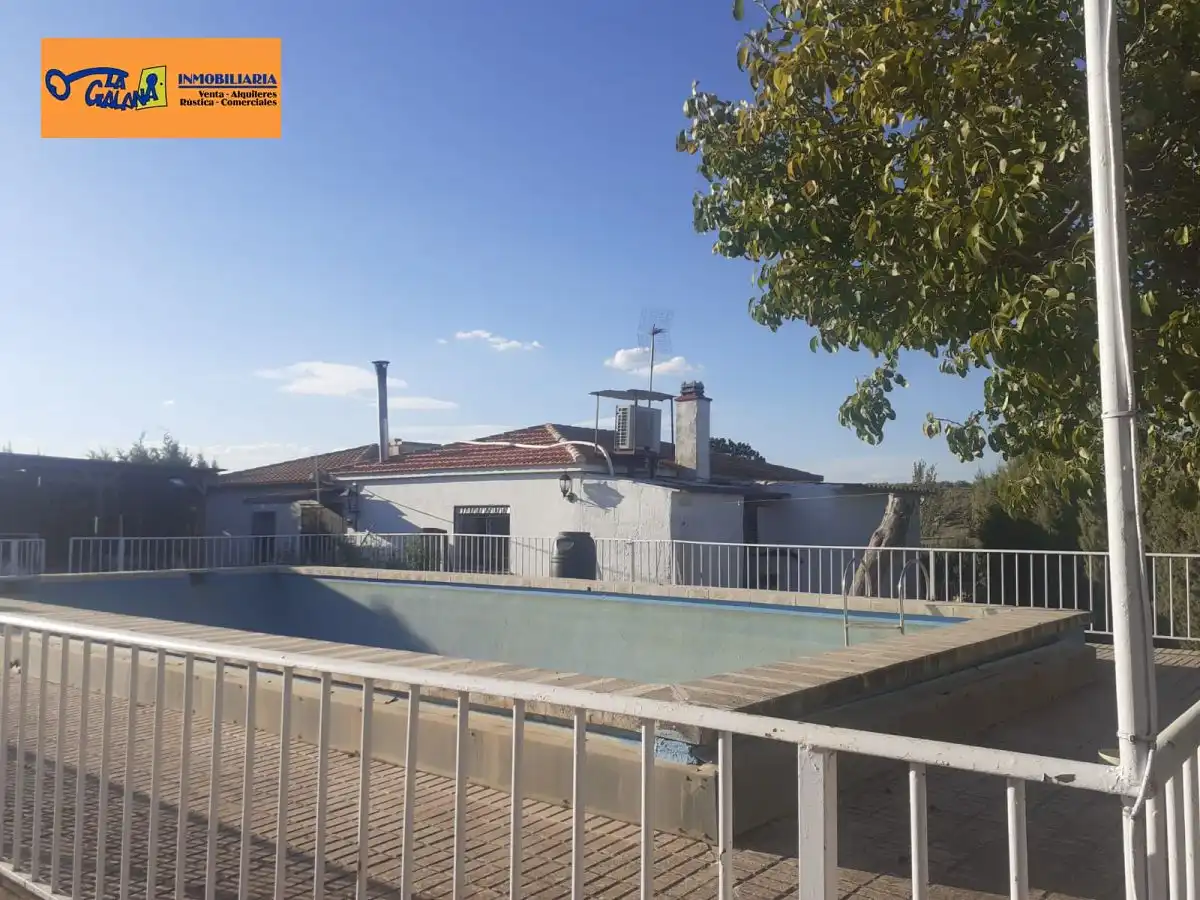 Casa rústica en venda a Valdepeñas